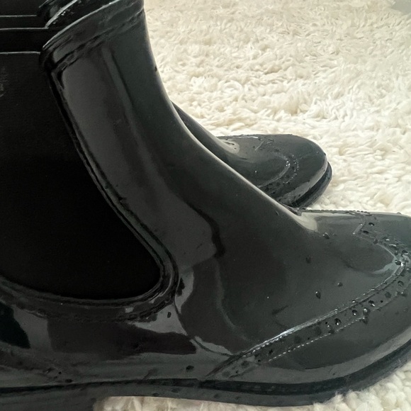 Rain booties in black - Picture 3 of 6